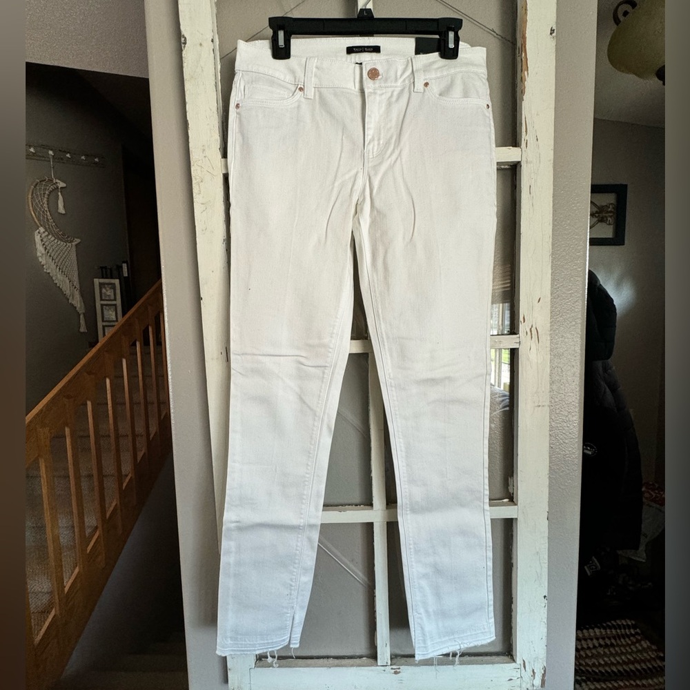 White jeans from White House Black Market! New with tags!